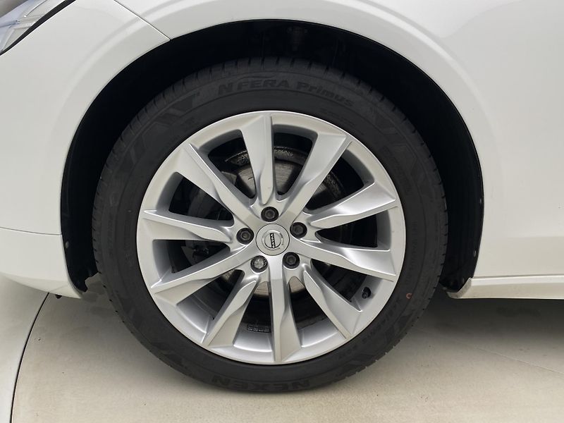 Volvo V90 B4 MOMENTUM AUT CZ - fotka 36 z 47