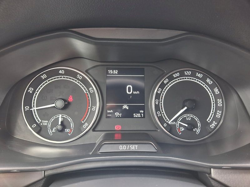 Škoda Kamiq (2022) Style 1,5TSi 110kW - fotka 17 z 35