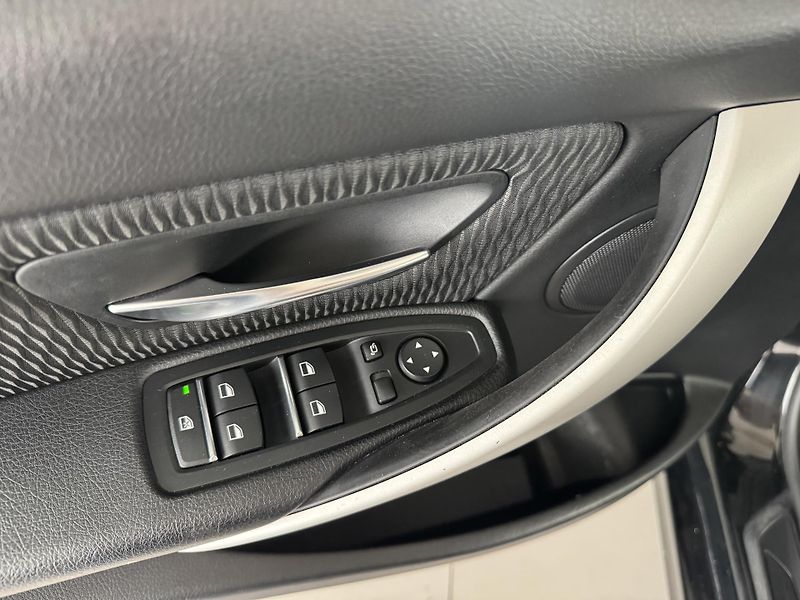 BMW Řada 3 320d 140kW*AUT*LED*Nav*El.Kufr - fotka 27 z 33