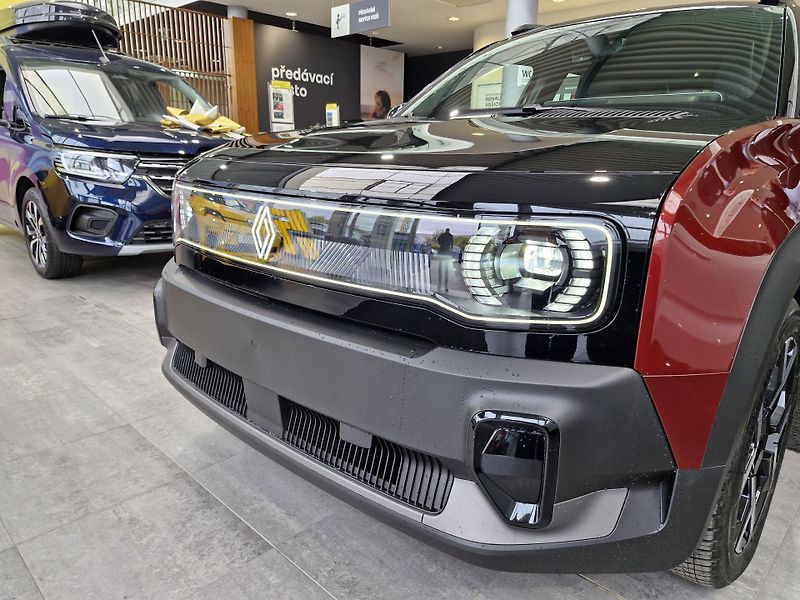 Renault 4 E-TECH (2026) R4 Techno  - fotka 10 z 20