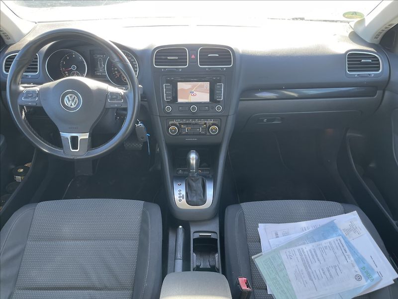 Volkswagen Golf 1,4 TSi 90kw DSG Comfortline G - fotka 13 z 44