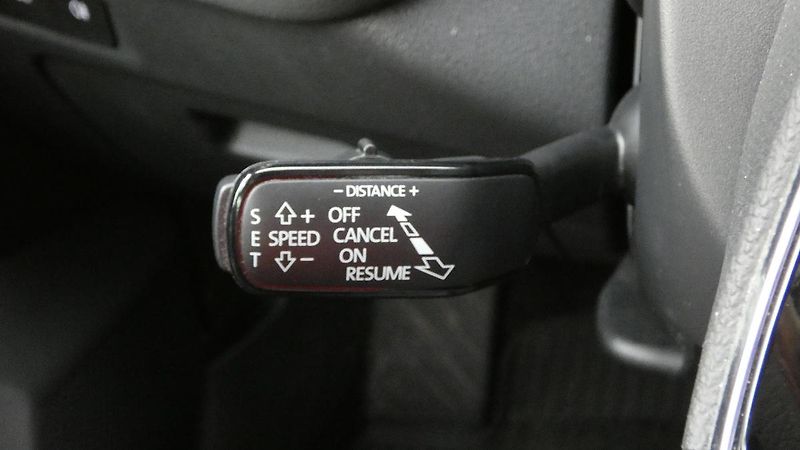 Škoda Octavia 2,0 TDI DSG Style 110 kW - fotka 11 z 23