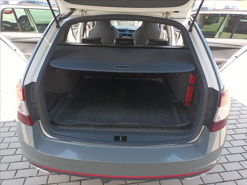 Škoda Octavia 2,0 TDI,RS,NAVIGACE,KLIMA,AUT. - fotka 27 z 49