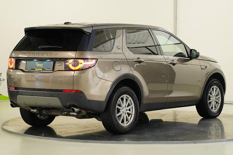 Land Rover Discovery Sport - fotka 2 z 33