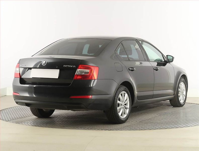 Škoda Octavia (2014) Ambition Plus 1.6 TDI - fotka 5 z 17