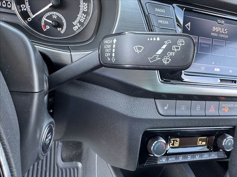 Škoda Fabia 1,0 TSI STYLE DPH 1maj původČR - fotka 30 z 50