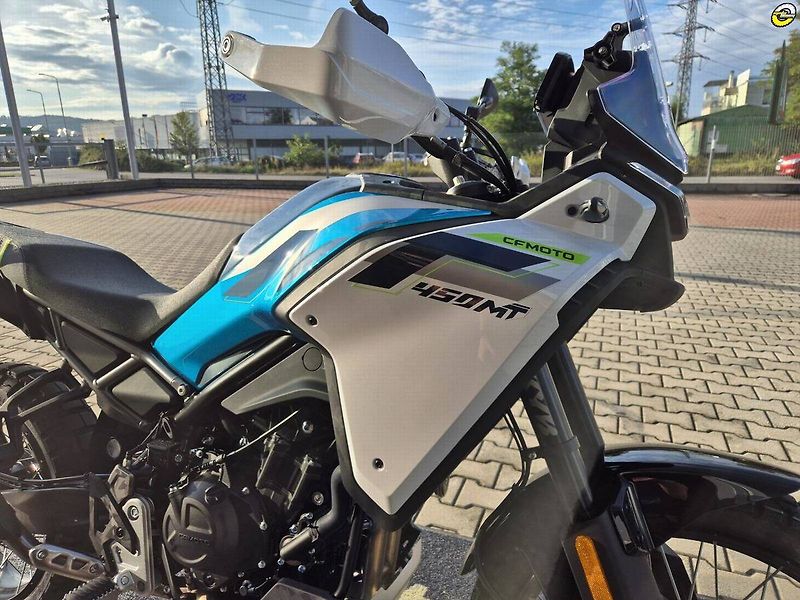 CFMOTO 450 MT-R (2026) - fotka 72 z 78