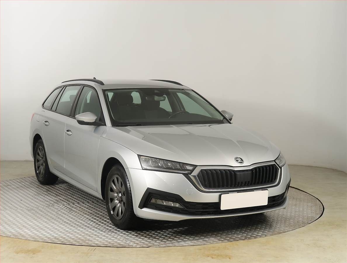 Škoda Octavia Ambition 2.0 TDI, ČR,1.maj