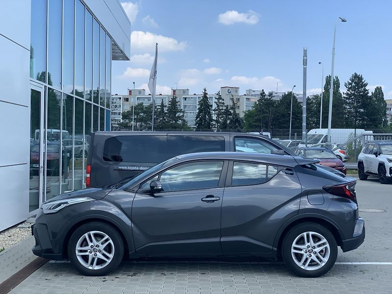 Toyota C-HR COMFORT 1,8 HYBRID 90kW AT - fotka 4 z 30