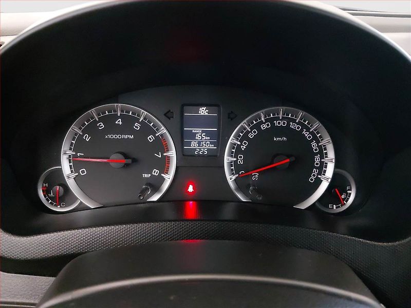 Suzuki Swift (2015) 1.2 - fotka 11 z 14
