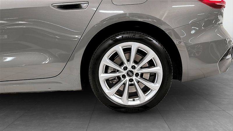 Audi A5 e-hybrid quattro Kam Taž NezTo - fotka 6 z 18