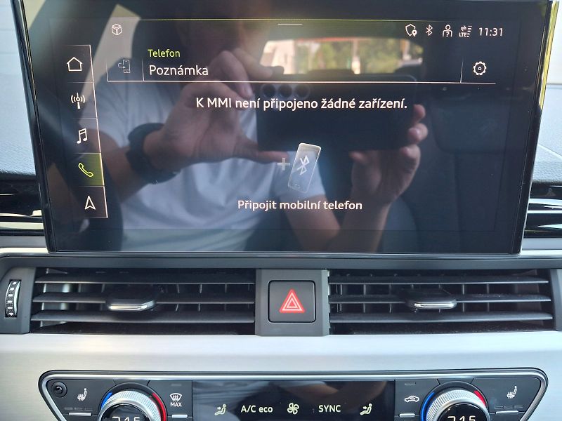 Audi A5 (2024) S-LINE Quattro DSG 2,0TSi 195k - fotka 26 z 35