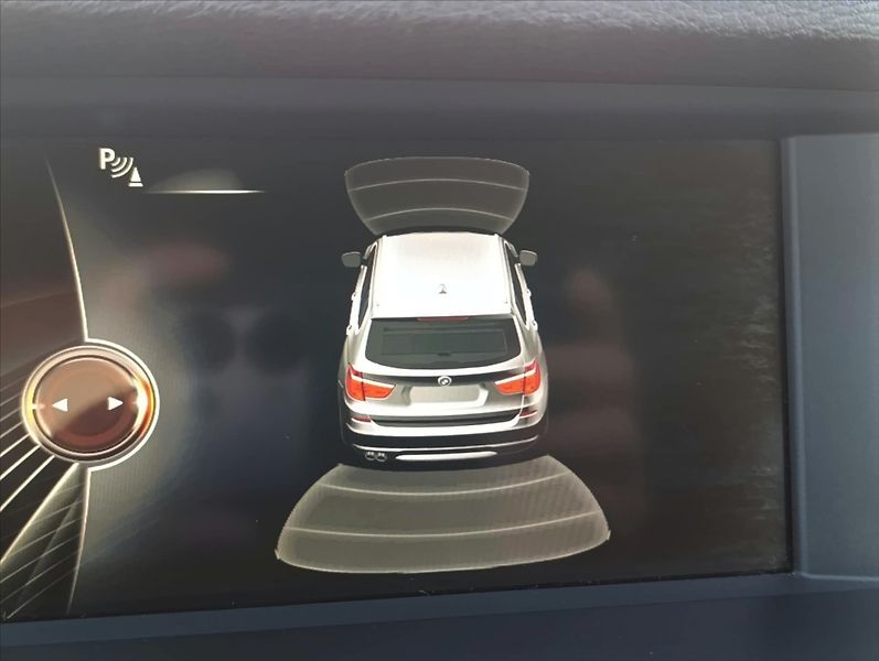 BMW X3 2,0 d X-Drive Aut.,Navi,Bi-xen - fotka 31 z 36
