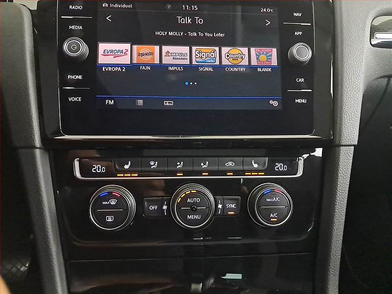 Volkswagen Golf (2018) Highline 1.5 TSI, Automat - fotka 20 z 20