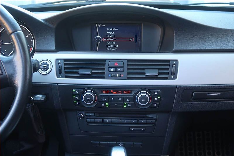 BMW Řada 3 (2012) 320 d xDrive, 4X4, Automat - fotka 12 z 26