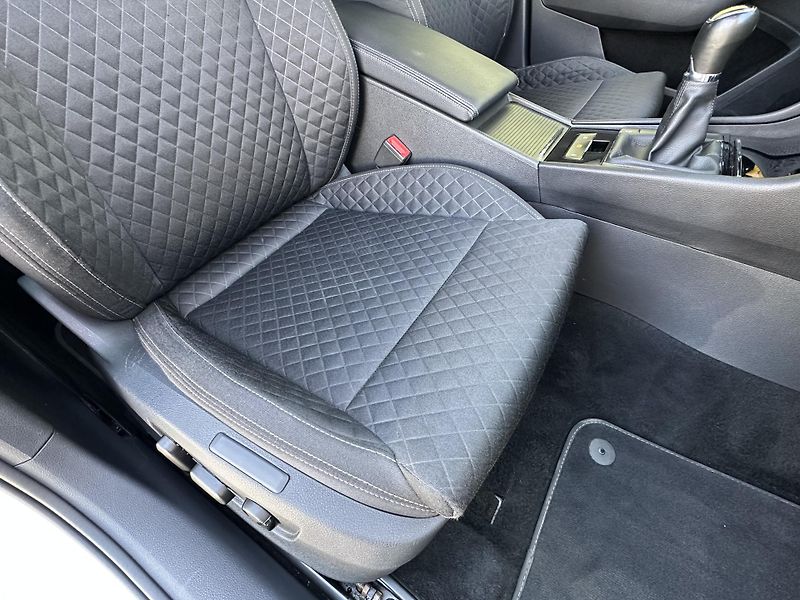 Škoda Superb (2016) 1.8TSI/132kW *STYLE* 1.Maj.  - fotka 21 z 38