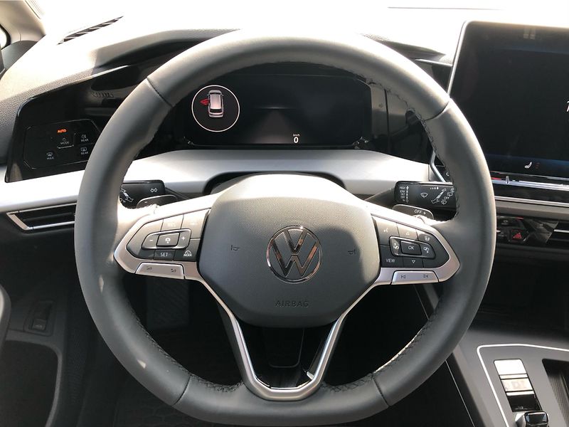 Volkswagen Golf Variant People 1,5 eTSI 7DSG m - fotka 17 z 29