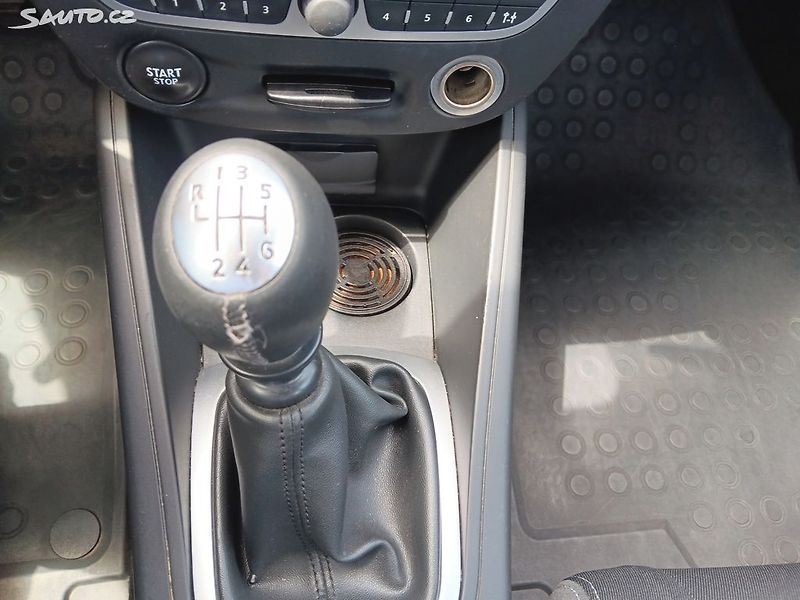 Renault Mégane 1.9 dCI 96kW - fotka 22 z 26