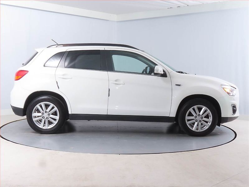 Mitsubishi ASX (2014) 1.8 DI-D, 4X4, Tempomat - fotka 6 z 16