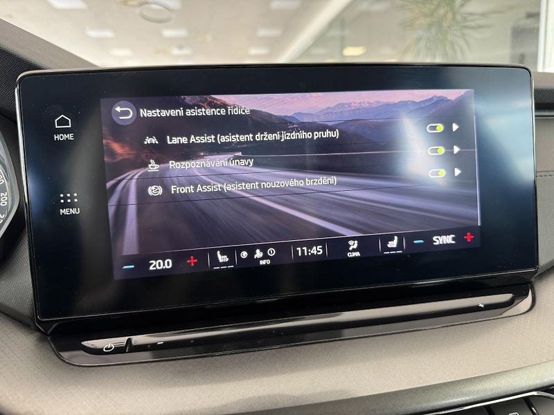 Škoda Octavia 2,0TDI DSG*110kW*REZERVACE! - fotka 18 z 28
