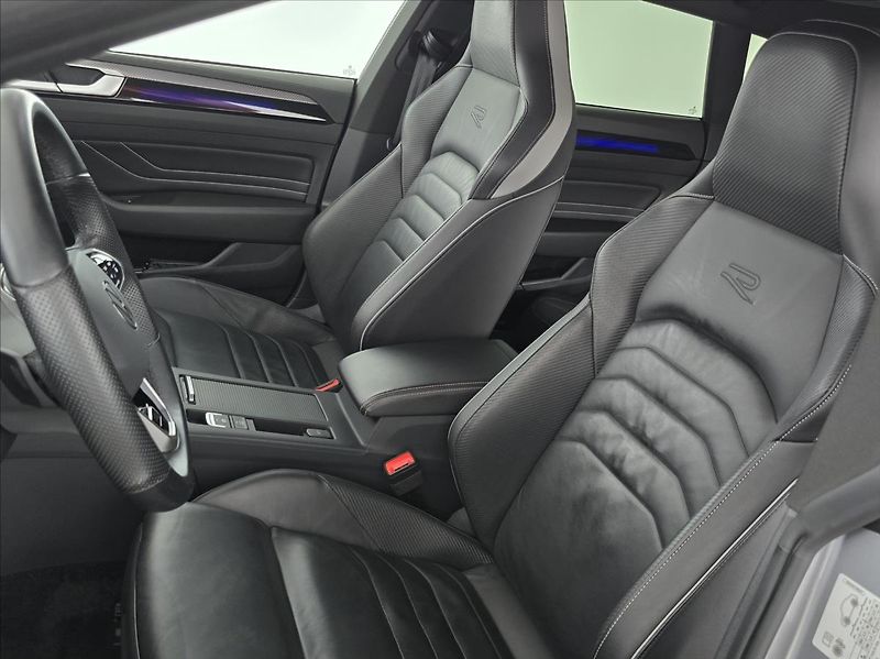 Volkswagen Arteon 2,0 TDi 147kW R-Line, Virtual, - fotka 21 z 26