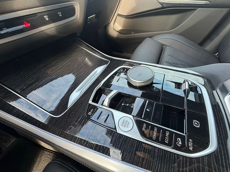 BMW X5 40xd Vzduch Ventilace Tažné - fotka 35 z 38