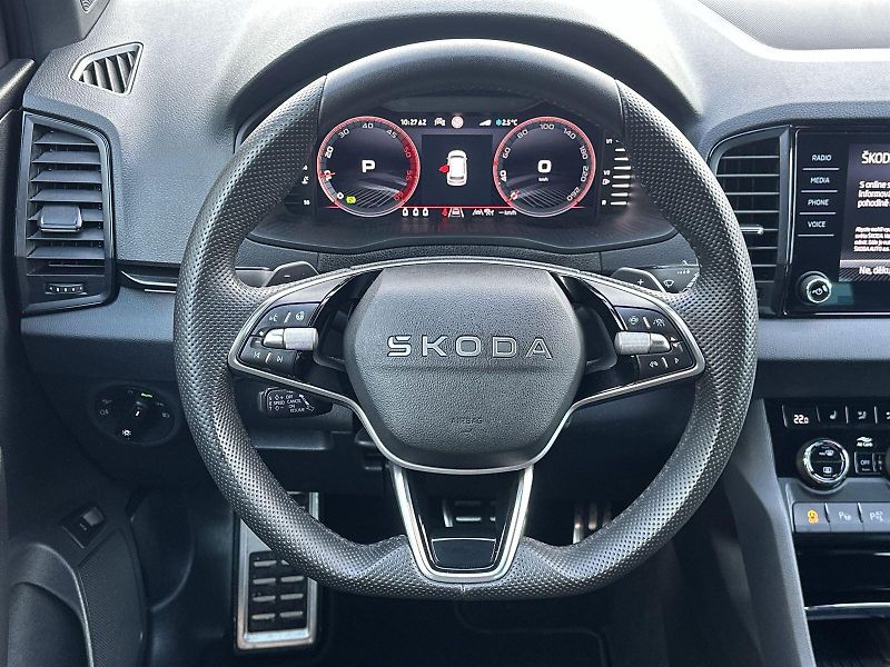 Škoda Karoq (2025) 2.0 TDI 4x4 DSG Sportline - fotka 6 z 33