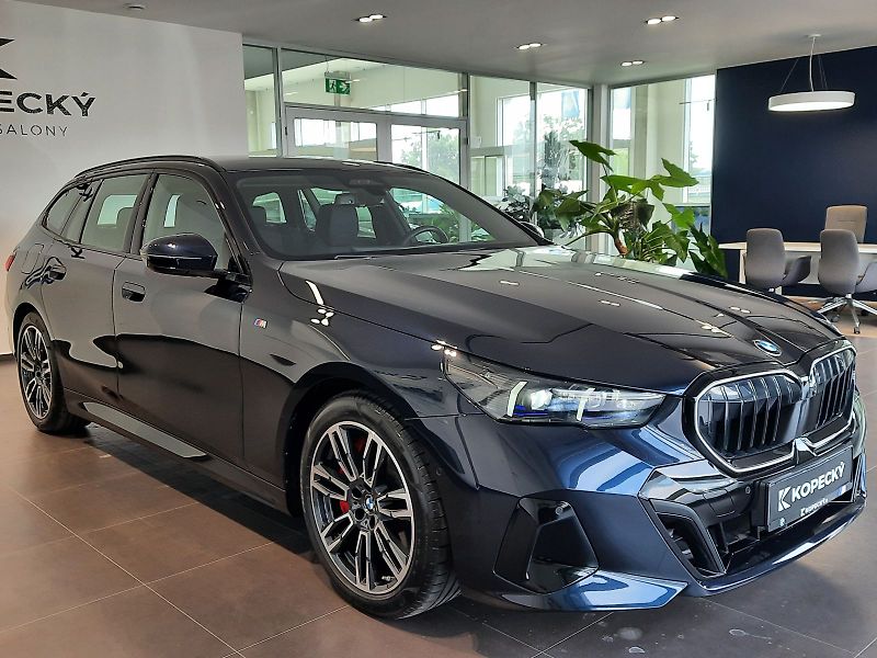 BMW Řada 5 (2025) 540d xDrive Touring M Sport - fotka 3 z 14