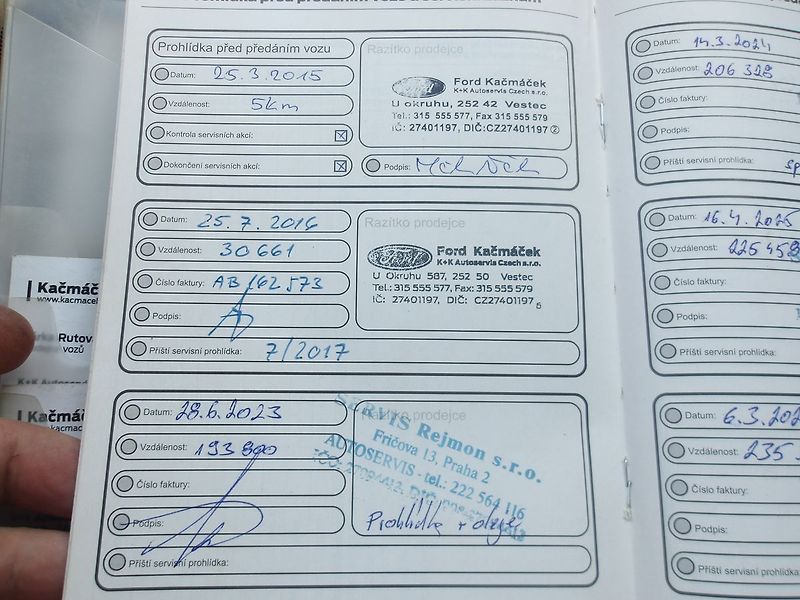 Ford Tourneo Connect 1,6TDCi THERMO (funkční) ! - fotka 33 z 33