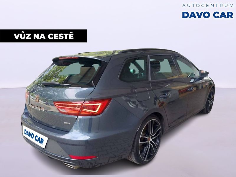 Seat Leon 2,0 TSI Cupra 221kW 4Drive DSG - fotka 5 z 31