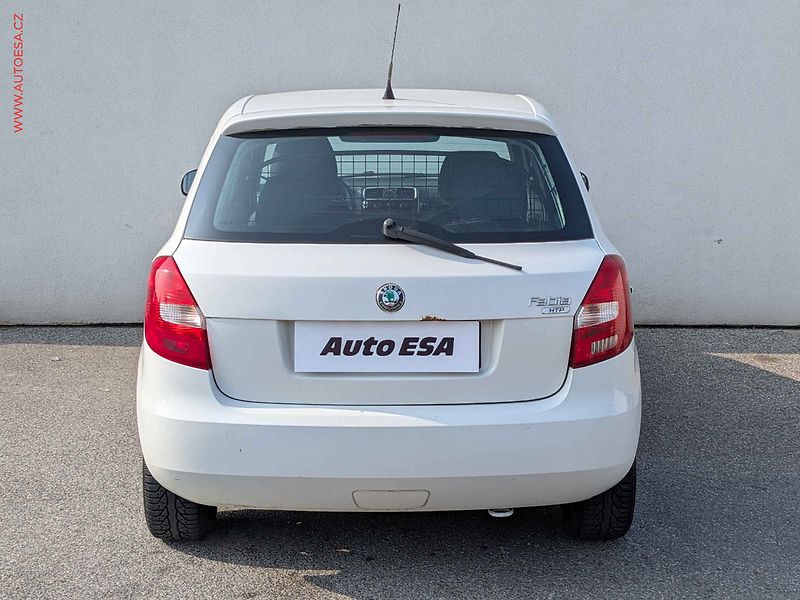Škoda Fabia (2008) 1.2 i, 2.maj,ČR, Ambiente, AC - fotka 5 z 14