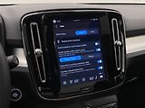 Volvo XC40 (2026) B3 AUT DARK ULTRA  - náhled 45
