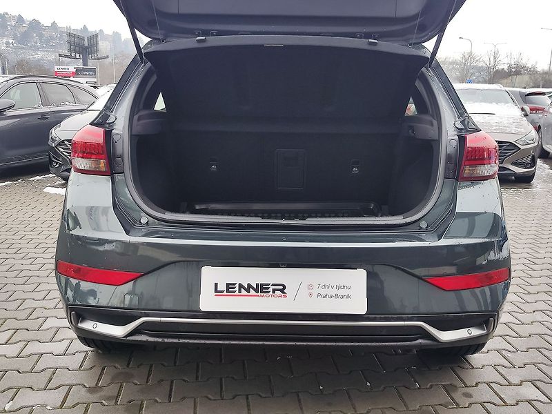 Hyundai i30 1.5 T-GDI/103kW Style DCT - fotka 9 z 33