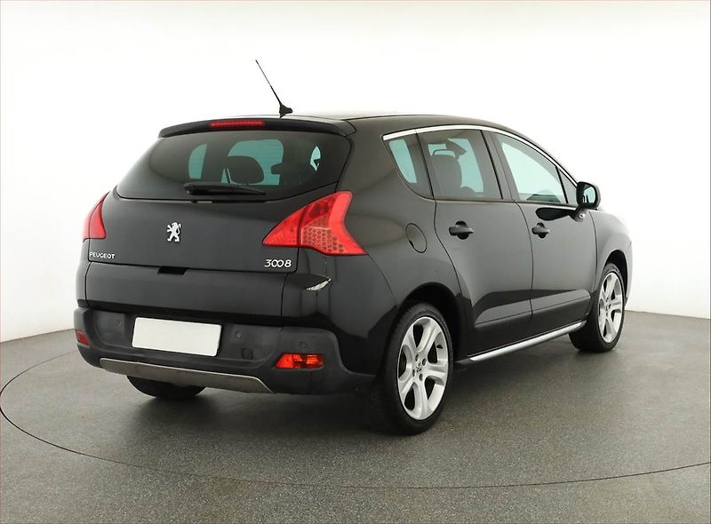 Peugeot 3008 (2010) 2.0 HDi, Tempomat - fotka 5 z 15