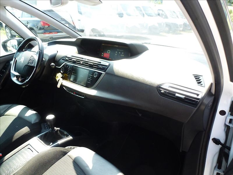 Citroën C4 Picasso 1,2 PureTech 130 S&S MAN6 NAVI - fotka 30 z 56