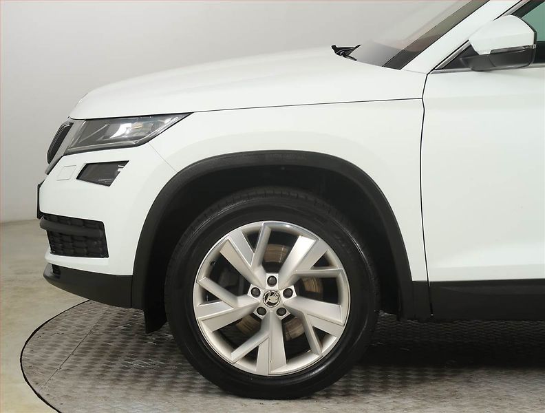 Škoda Kodiaq (2017) Style Plus 2.0 TDI 4x4 - fotka 15 z 25