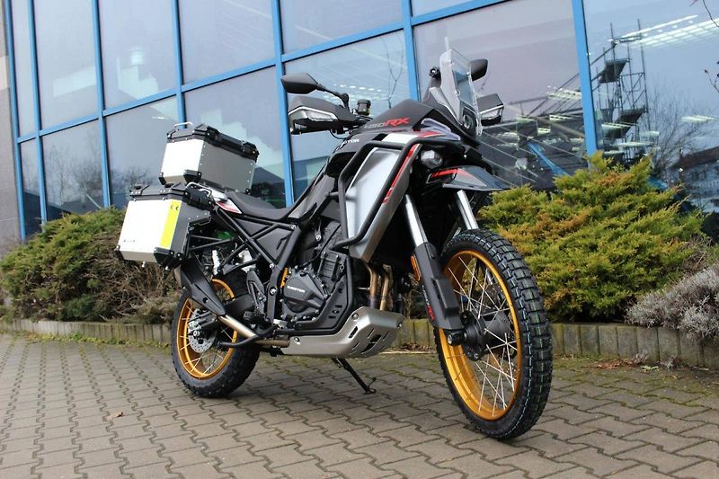 QJ Motor (2026) SRT 450 RX VČ KUFRU  SKLADEM - fotka 2 z 9
