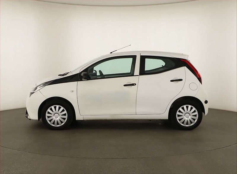 Toyota Aygo (2021) 1.0 VVT-i, LPG - fotka 3 z 12