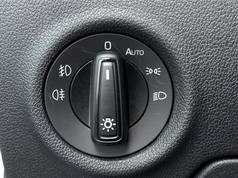Škoda Fabia 1.0TSi Monte Carlo 116PS Bi-LE - fotka 17 z 42