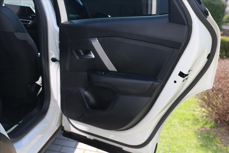 Citroën C4 1,2 1. Majitel, ČR, DPH - fotka 40 z 50