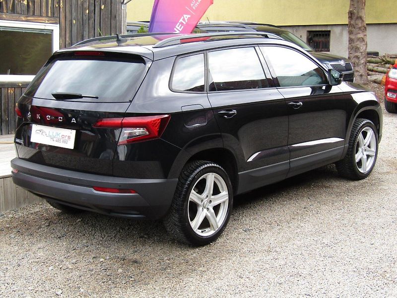 Škoda Karoq (2019) 1.0 TSI 85kW ACC + KAMERA - fotka 11 z 43