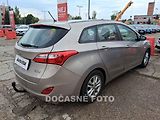 Hyundai i30 (2016) 1.6 GDi, ČR, AC, temp, tažné - náhled 1