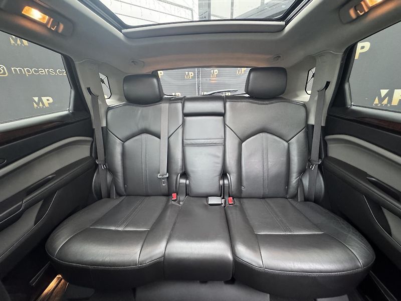 Cadillac SRX (2011) 3.0 V6 AWG Elegance, LPG, PANO - fotka 16 z 49