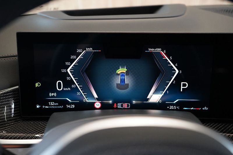 BMW X6 30d xDrive, Vzudch, Masáž - fotka 25 z 47