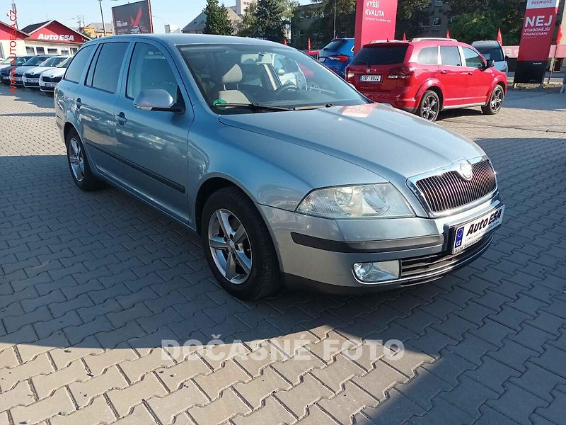 Škoda Octavia (2006) 2.0TDi, autoAC - fotka 1 z 3