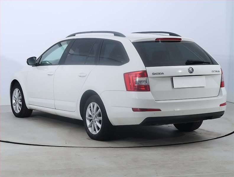 Škoda Octavia (2013) 1.6 TDI, Tempomat - fotka 4 z 18