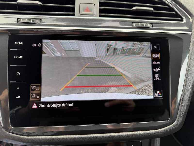 Volkswagen Tiguan Allspace R-Line 2,0 TDi/110kW 4x4 DSG  - fotka 43 z 106