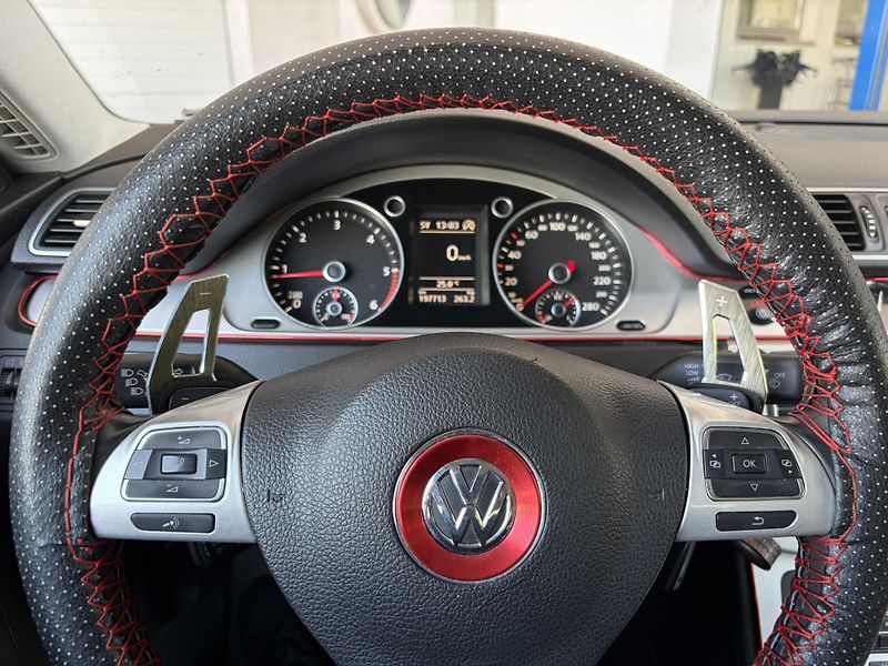 Volkswagen Passat CC 2.0TDi DSG 103kW - fotka 17 z 20