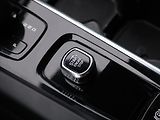 Volvo V60 2,0 B4 AWD Cross Country DPH - náhled 26