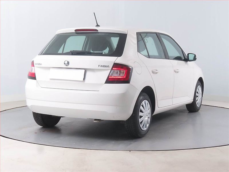 Škoda Fabia (2015) Ambition 1.2 TSI, Tempomat - fotka 5 z 13